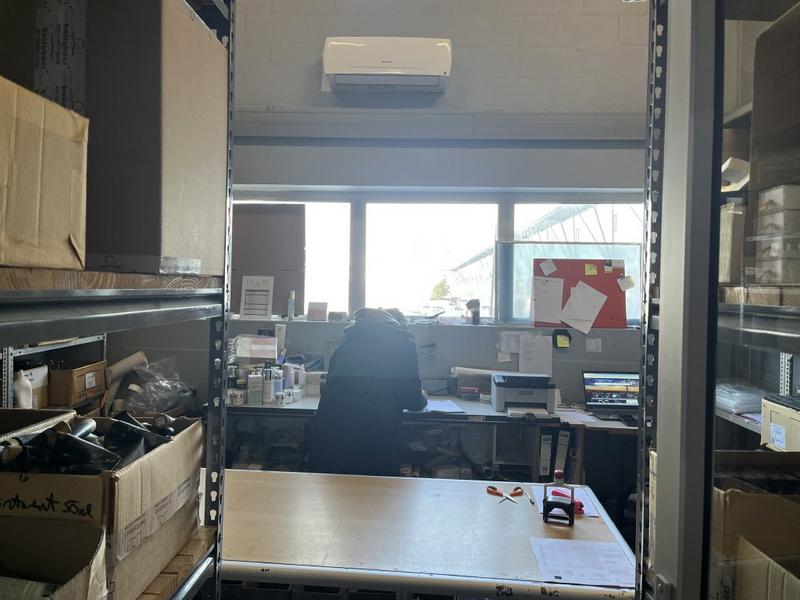 To Let commercial Property for Rent in Montague Gardens Western Cape